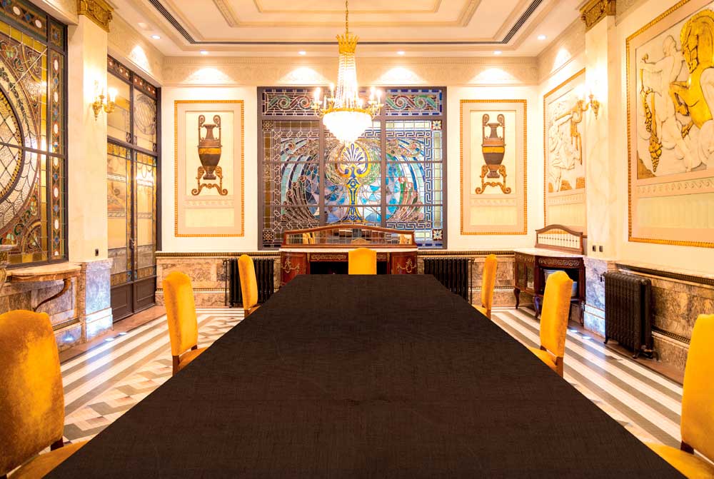 Salón noble del Edificio Caja Rural de Aragón